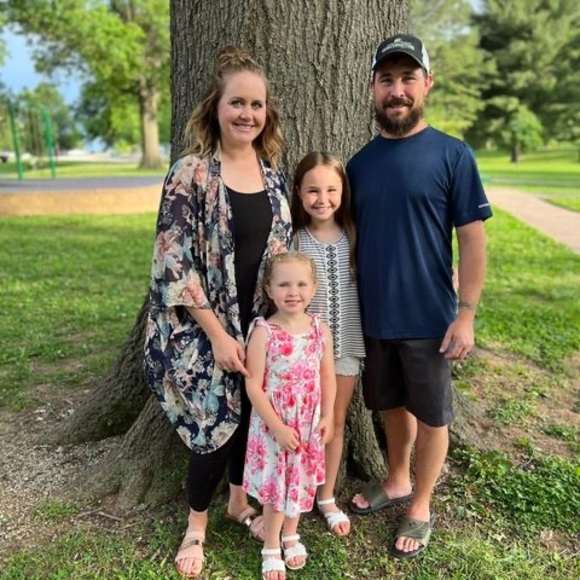 Meet your Posher, Amanda - Picture 1 of 1